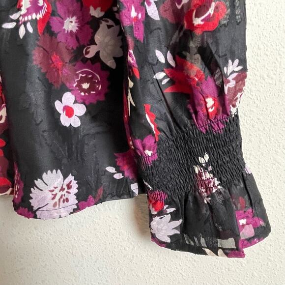 Ann Taylor Blouse Black Red Floral Long Sleeve Sz L Button Peplum NWT - Picture 2 of 8